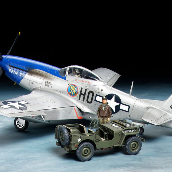 25205 TAMIYA 1/48 P-51D & 4x4 LV