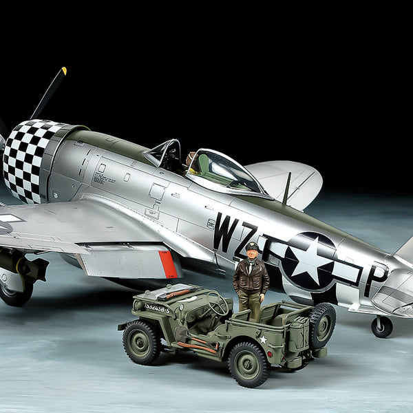 25214 TAMIYA 1/48 P-47D Bubbletop & 4x4 LV