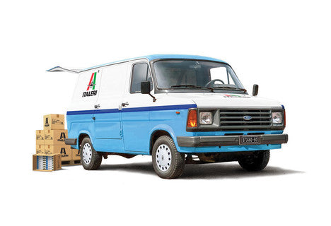 3975 ITALERI Ford Transit "Italeri" Van