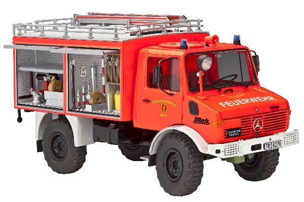 07512 REVELL Mercedes-Benz Unimog U 1300 L TLF 8/18 1:24