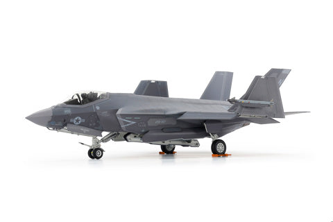 61127 Tamiya 1/48 F-35C Lightning II