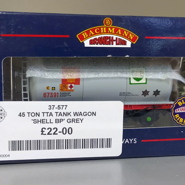 37-579 Bachmann Branchline 45 Ton TTA tank wagon in Shell BP GREY livery