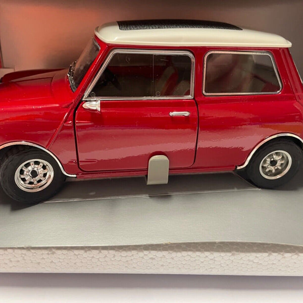 8022 Solido *PREOWNED - Damaged Box* 1964 Mini Cooper S Red 1:18 Scale Diecast Model