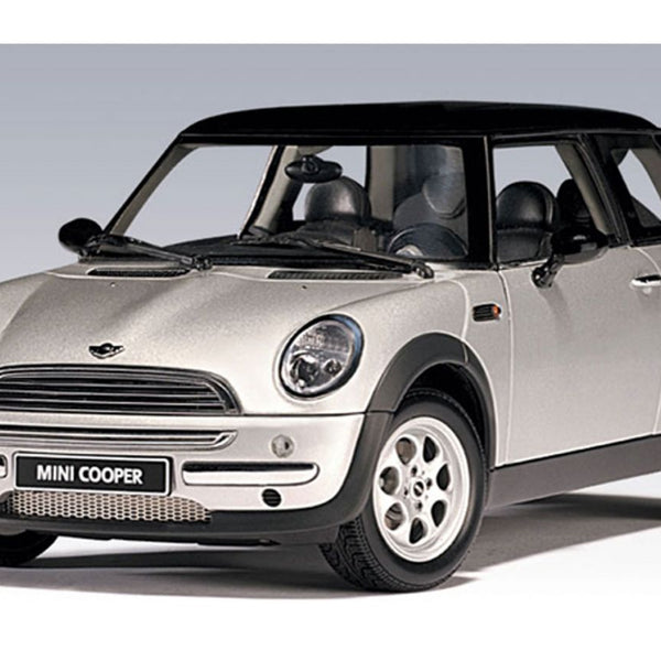 AUTOart 74821 *PREOWNED* BMW Mini Cooper 1:18 Diecast