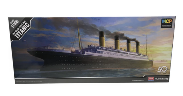 PKAY14215 Academy The White Star Liner Titanic Model Kit