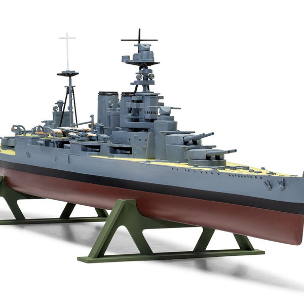 A04202V AIRFIX HMS Hood