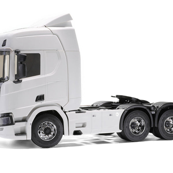OLHOH32T01 Orlandoo Hunter OH32T01 1/32 Scale Micro 6x4 Scania Semi-Truck Kit