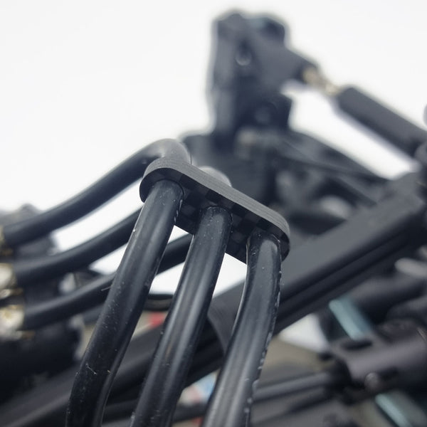 UR1138 ULTIMATE CARBON WIRE HOLDER (2pcs)