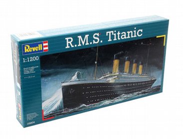 RV05804 REVELL 1/1200 RMS Titanic Passenger Liner