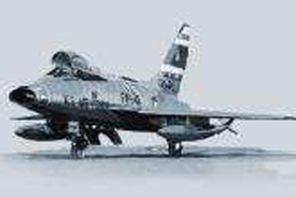 ITA1398 ITALERI F-100F SUPER SABRE