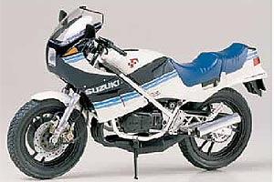 14024 TAMIYA SUZUKI RG250