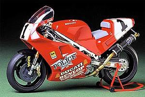14063 TAMIYA DUCATI 888 SUPERBIKE