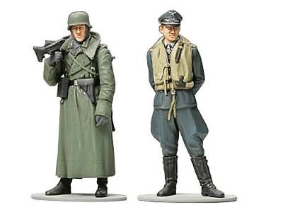 89641 TAMIYA 1:35 WWII GERMAN MACHINE GUNNER & LUFTWAFFE ACE PILOT