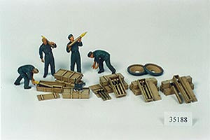 35188 TAMIYA GERMAN TANK AMMO LOADING CREW