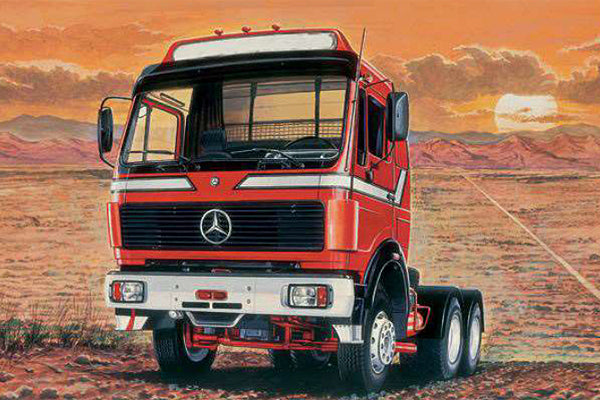 3943 ITALERI Mercedes Benz 2238 S 6x4 1:24