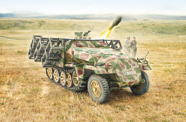 7080 - 1/72 SD KFZ 251/1 STUKA ZU FUSS