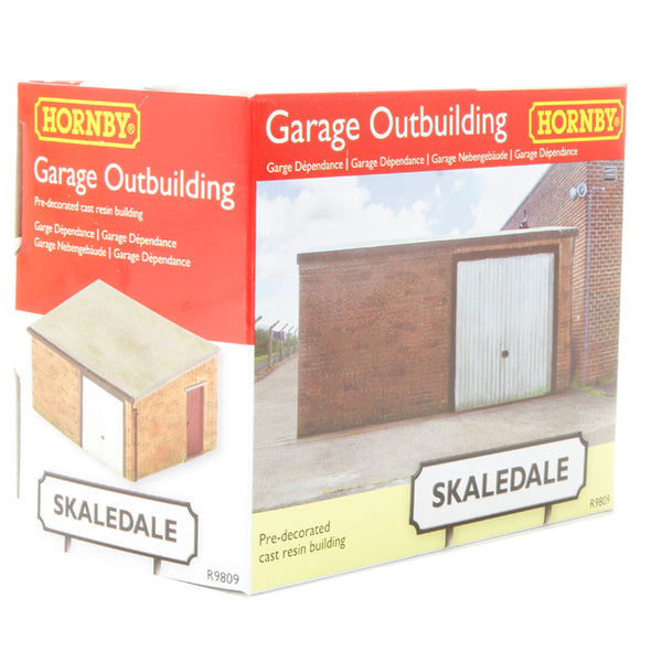 R9809 Hornby PRE-DECORATED CAST RESIN BUILDING GARAGE OUTBUILDING