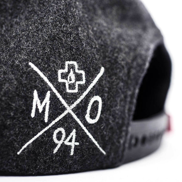 MUC-OFF SNAPBACK ATHLETE CAP