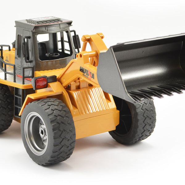 CY1520 HUINA 2.4G 6CH RC BULLDOZER W/DIE CAST BUCKET