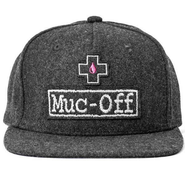 MUC-OFF SNAPBACK ATHLETE CAP
