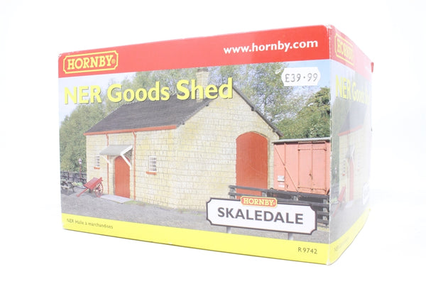 R9742 Hornby North Eastern Railway Goods Shed