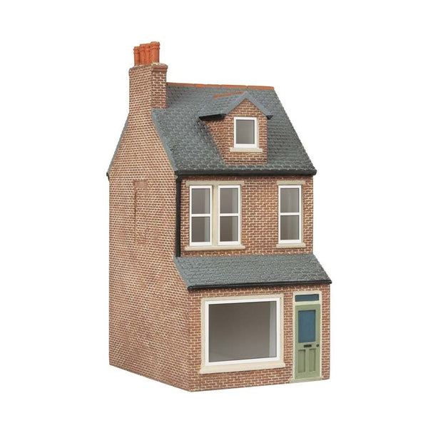 R7361 HORNBY Parkers Newsagents