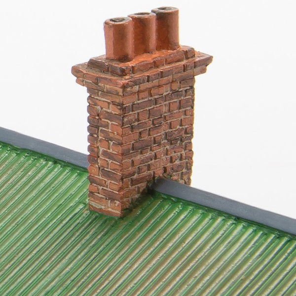 R9803- HORNBY Tin House