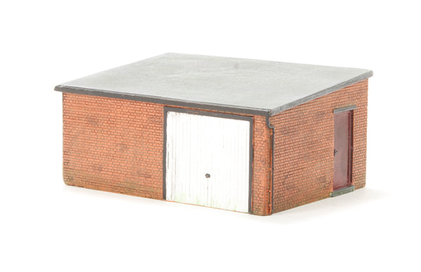 R9809 Hornby PRE-DECORATED CAST RESIN BUILDING GARAGE OUTBUILDING